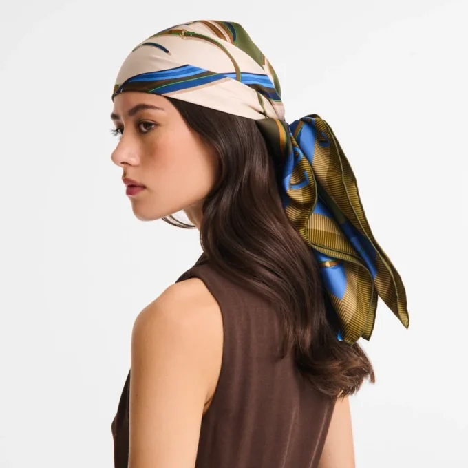 A toute Allure Silk scarf 90
