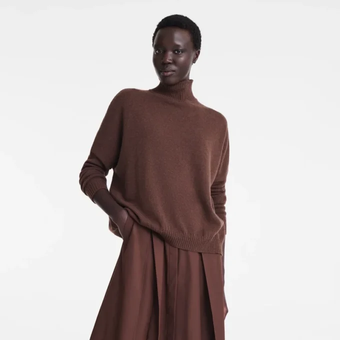 Coffee – Knit High neck sweater