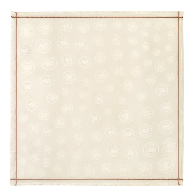 La Médaille Longchamp Shawl