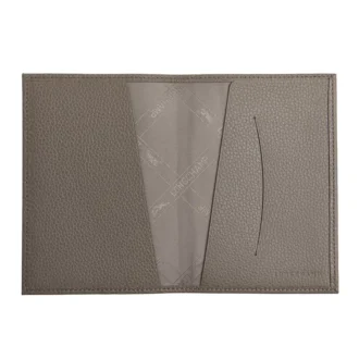 Le Foulonné Passport cover