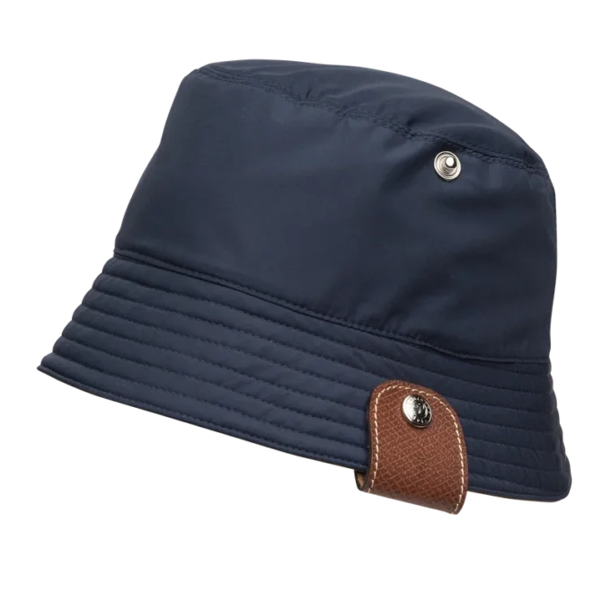 Reversible bucket hat